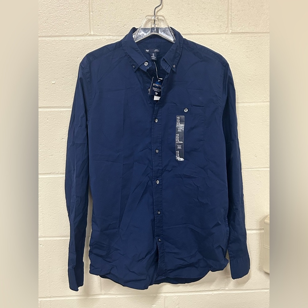 GAP Men's Casual Navy Blue Button Down Shirt